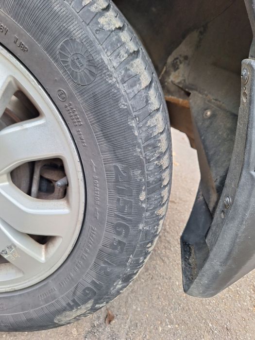 Гуми 215/65/16 втора употреба летни