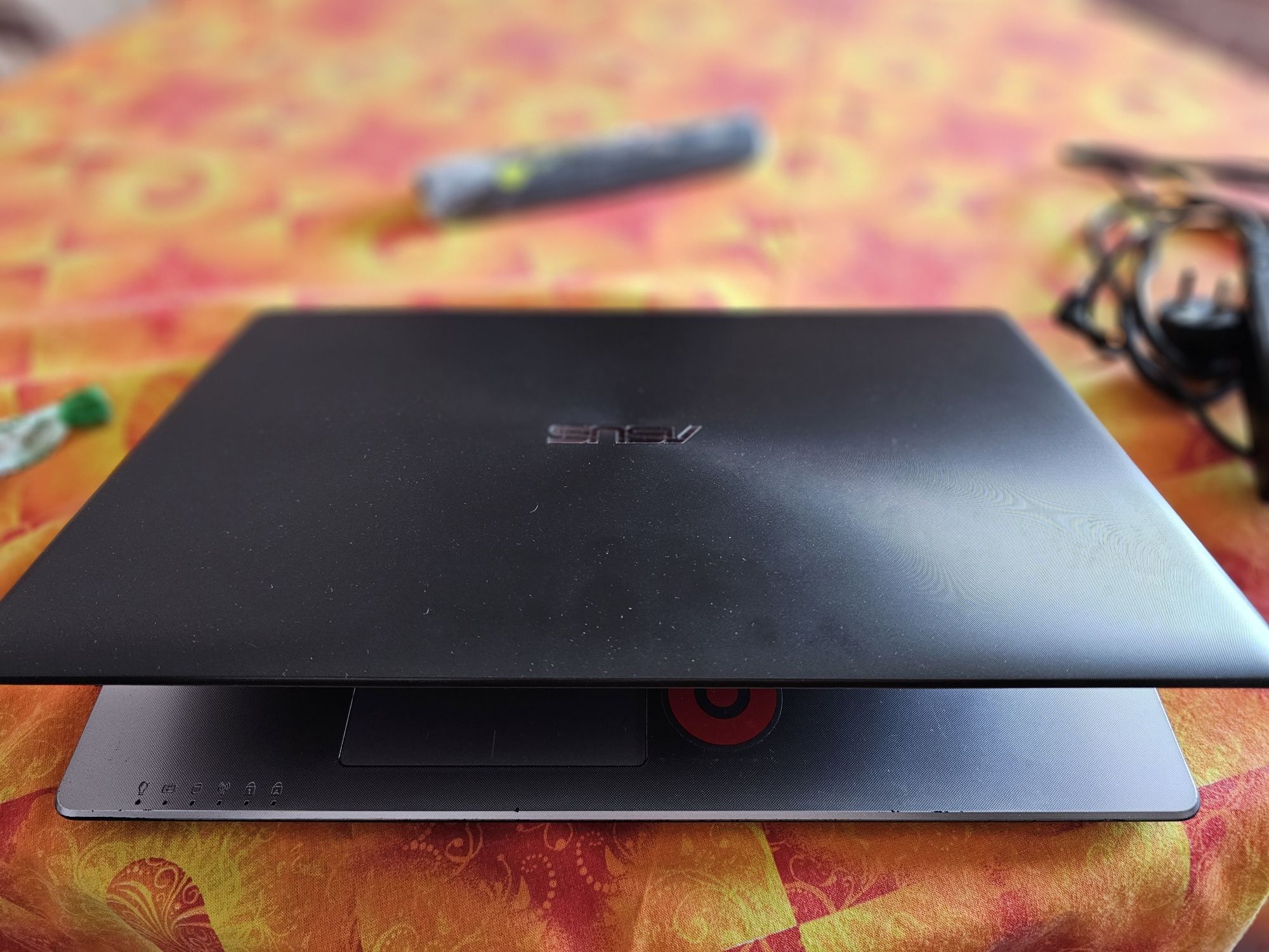 Промоция Asus X550VB i3 перфектен КАТО НОВ