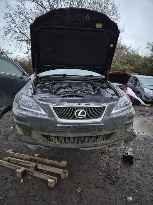 Piese Lexus îs 250 benzina an 2009