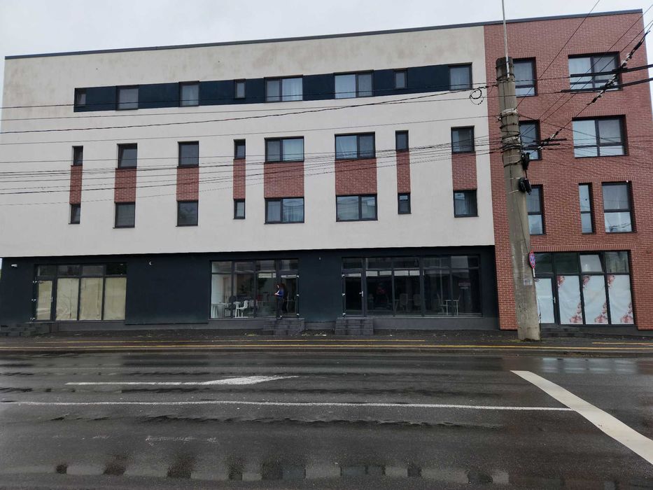 Inchiriez apartament nou, central , 3 camere