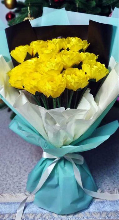 Букеты из атласных роз