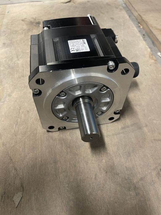 Продам HG-SR102B сервопривод