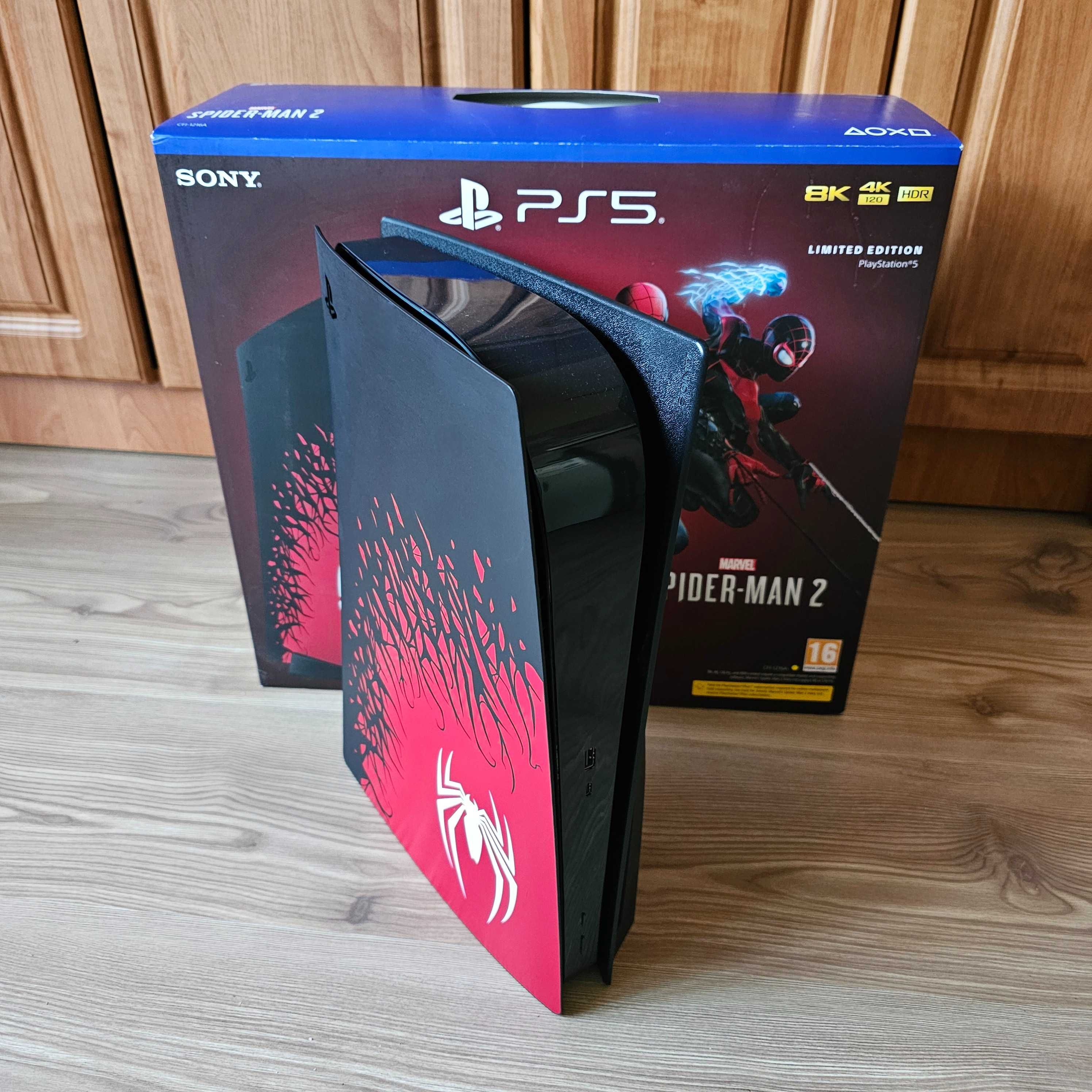 В гаранция! PlayStation 5 Spider-Man + 2 джойстика, 3 игри, 2 станции