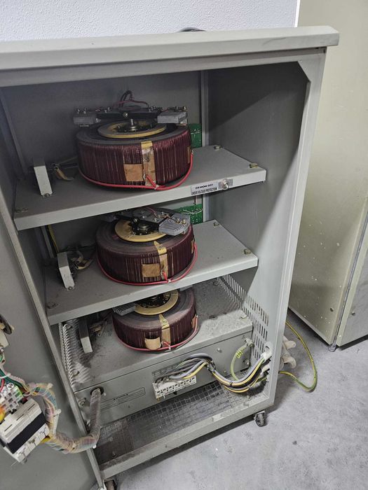 Stabilizator tensiune 30 kw servo motor control