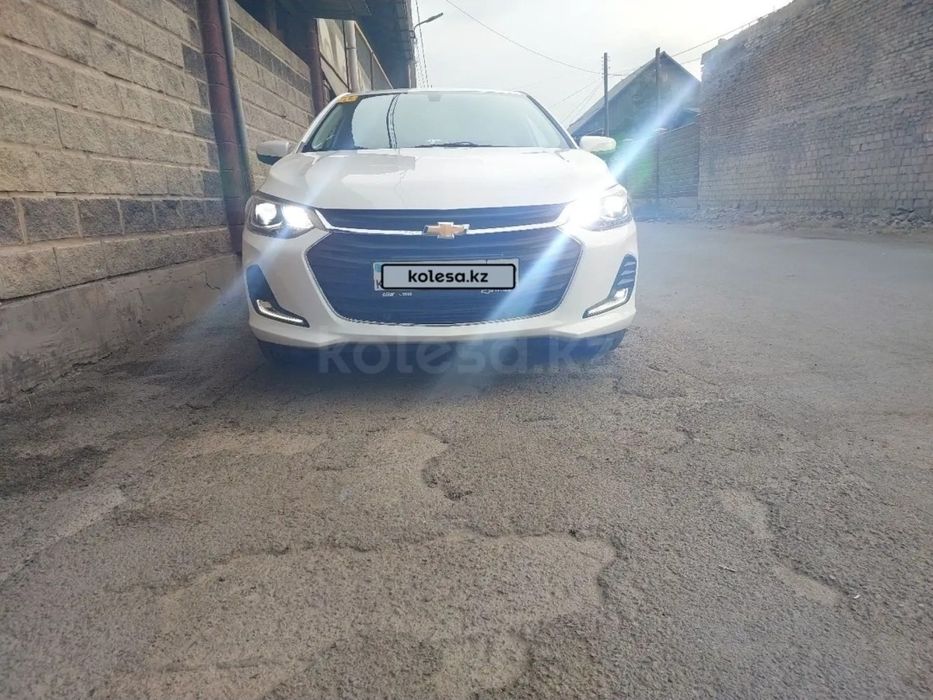 Продам машину Chevrolet onix 2023 года