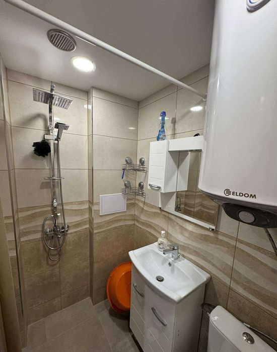 Собственик продава двустаен панелен апартамент след основен ремонт