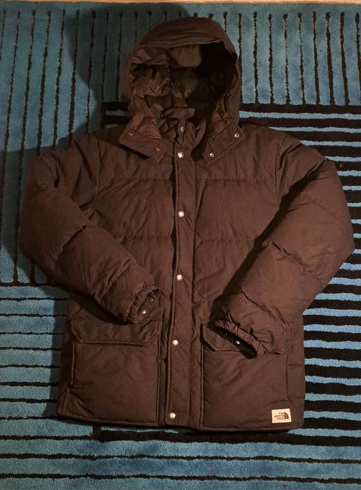 Vând geaca The North Face mărimea M