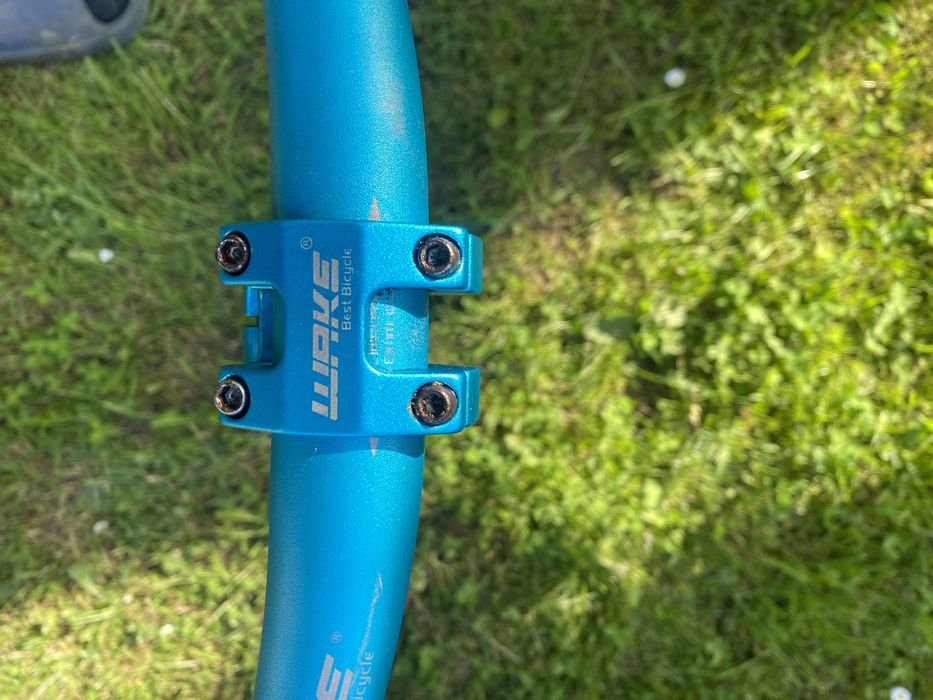 Pipa cu ghidon si manson wake