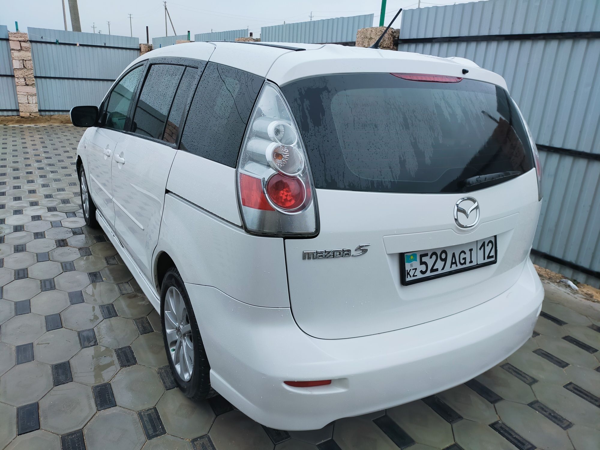 Продаю Mazda 5 2005