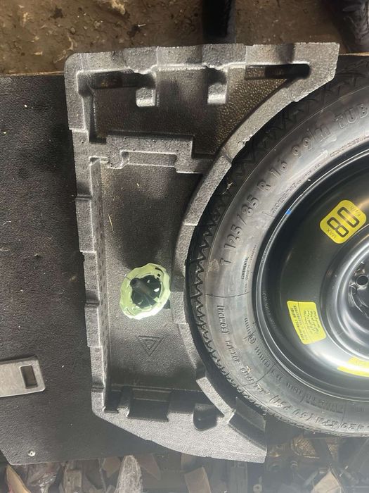 Резервна гума патерица 16" Peugeot Citroen 4х108 65,1mm 125 85 16 Ford