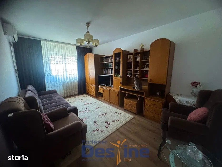 Galata- Apartament cu 2 camere decomandat- Mobilat si utilat