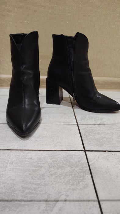 Продам полусапожки- осень