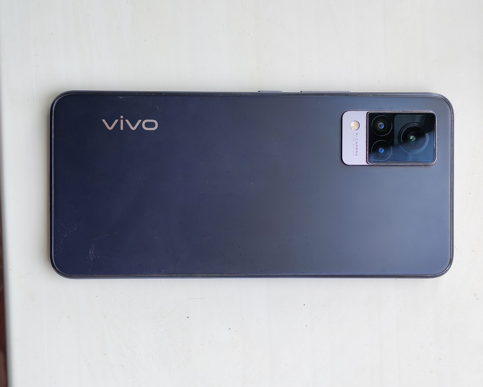 Vivo V21 8+4 GB, 128 GB