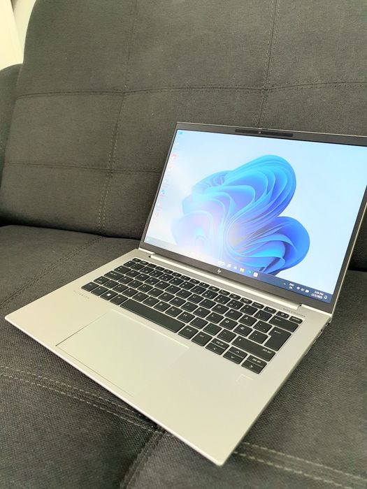 Hp EliteBook 845 g10,Ecran 14",Cpu Ryzen 5 7540u,Ram 16gb DDR5,SSD 512