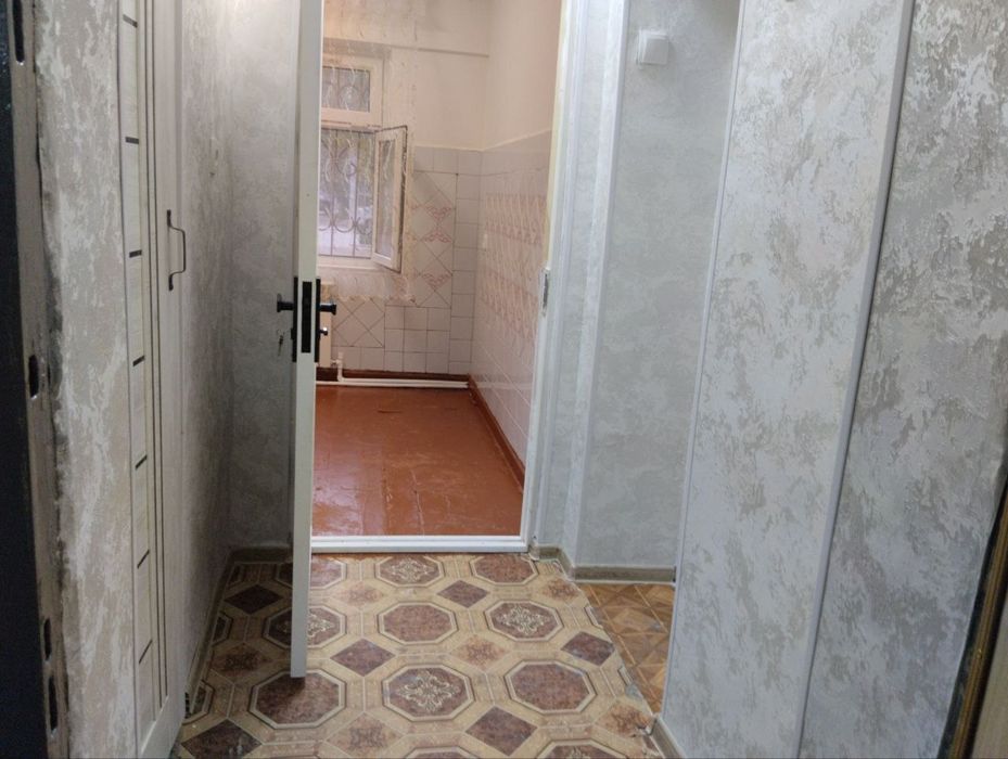 Продам 1 ком.квартиру  по улице Жаркурганская
