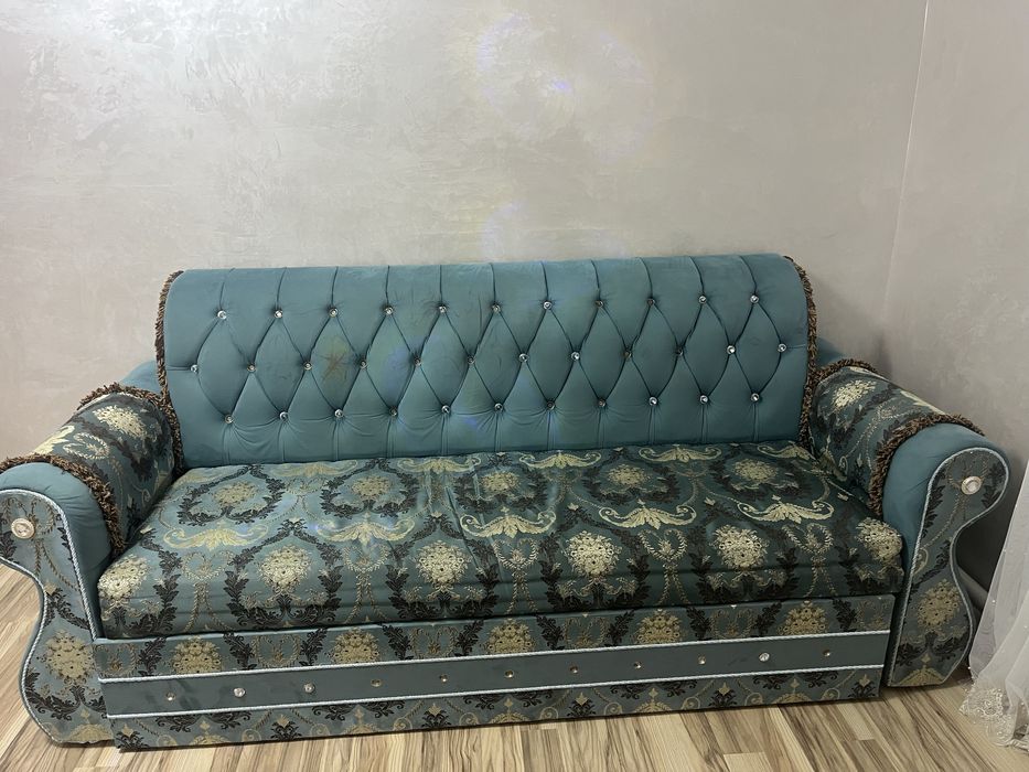 Диван для гостиной