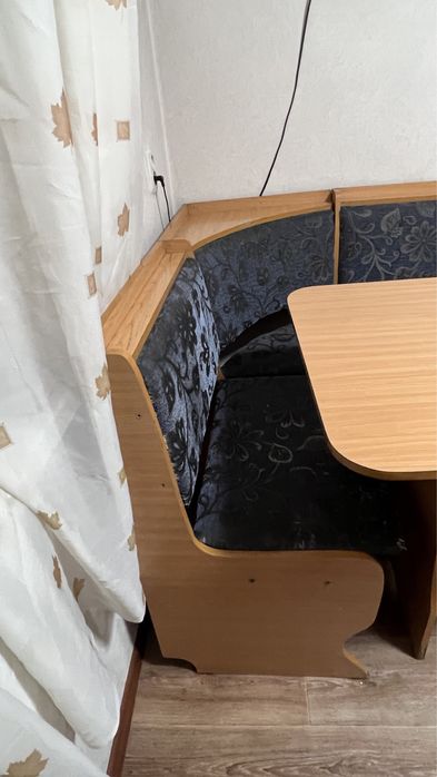 Угловой кухонный