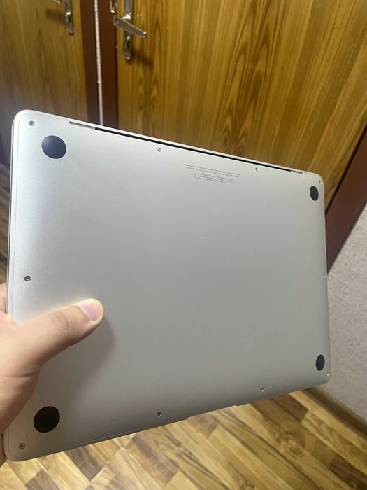 MacBook Air M1 8/256 full karobka