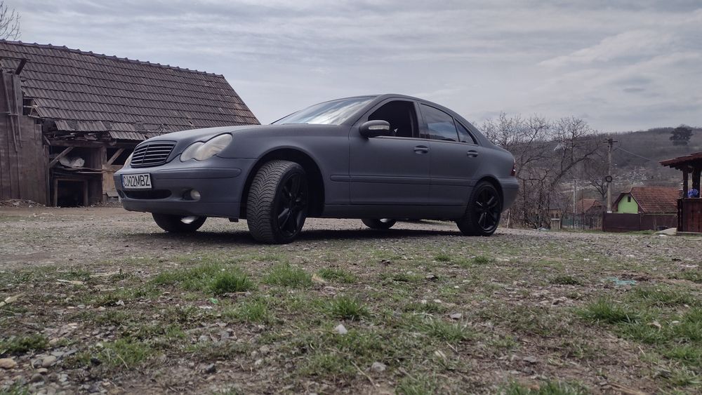 Se vinde Mercedes C220