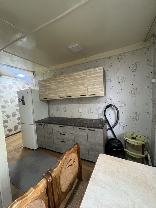 Сдам квартиру спутник 9 2/1/2 300& выход вы огород