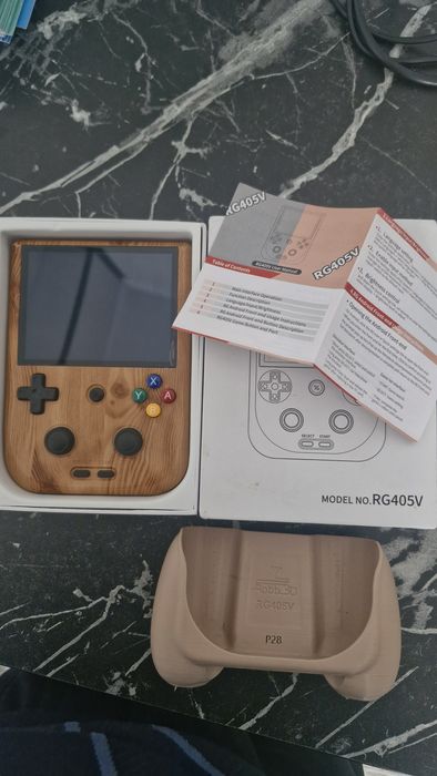 Anbernic Rg405v o'yin game consol