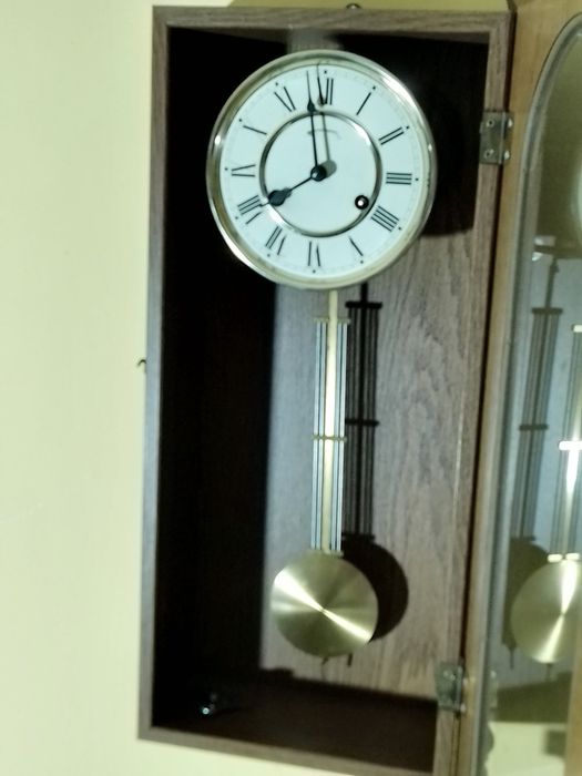 Винтидж стенен часовник