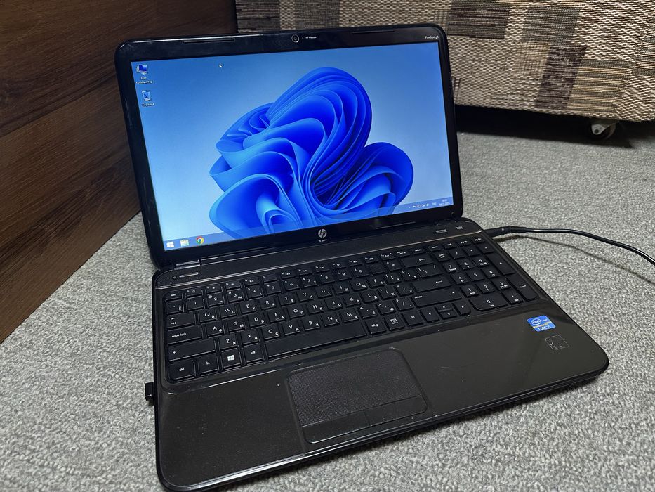 Ноутбук HP CORE i5 + 6 ГБ ОЗУ