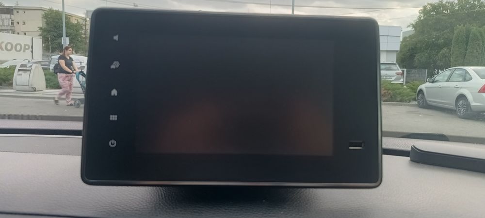 Vând navigație Renault