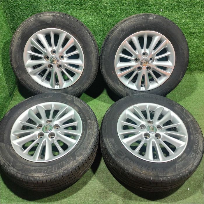 Продам Диски с шинами Michelin 215/60 R16 PSD 5/114,3 Toyota Crown