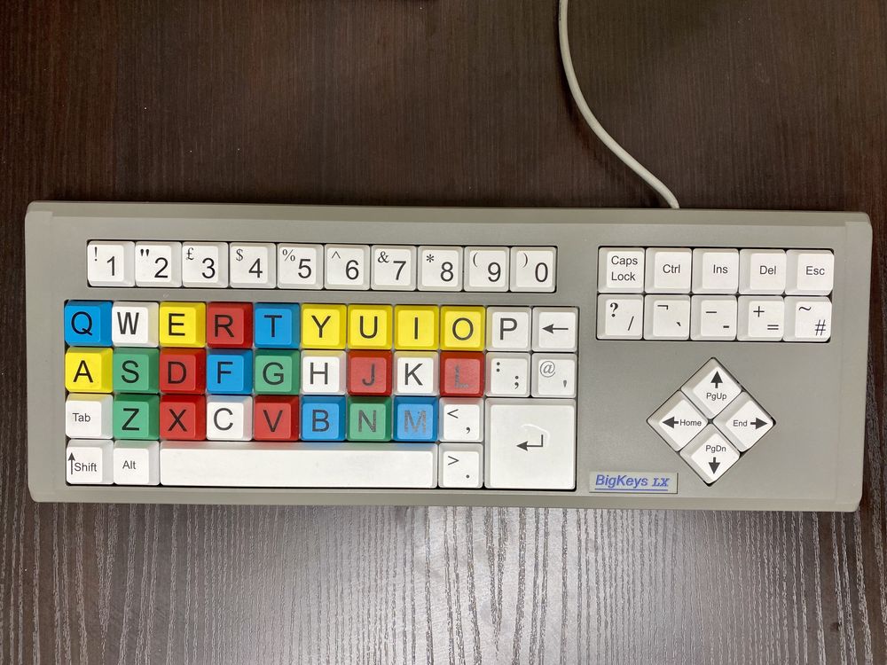 Tastatura BigKeys, pentru utilizatori cu dizabilitati