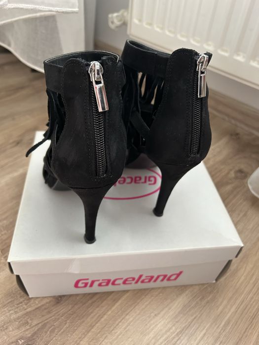 Sandale cu toc Graceland