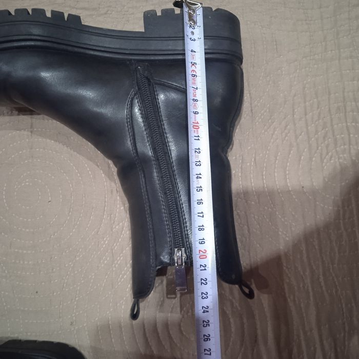 Продавам зимни боти