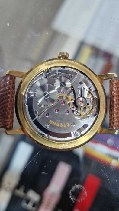 Ceas mecanic Eterna, vintage, aur masiv 18k, functionare f. buna