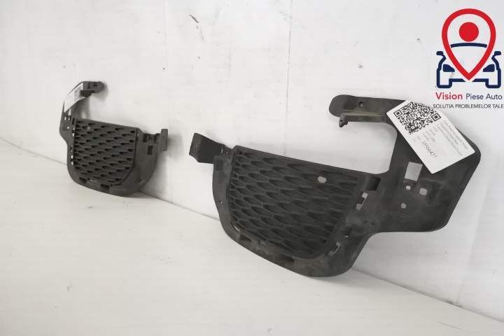 Grila Proiector Laterala Stanga Originala In Stare Buna Land Rover  Ra