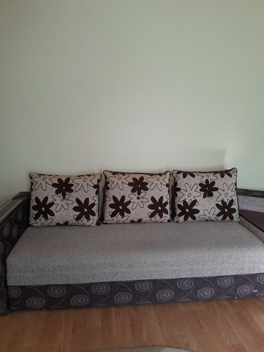 Vând colțar pentru camera