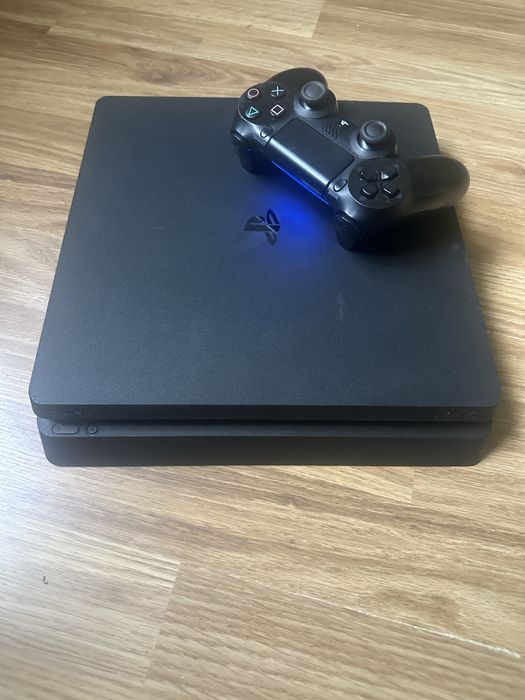 Playstation 4 superslim