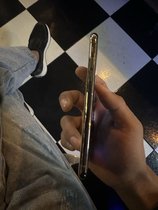 Продается iphone x