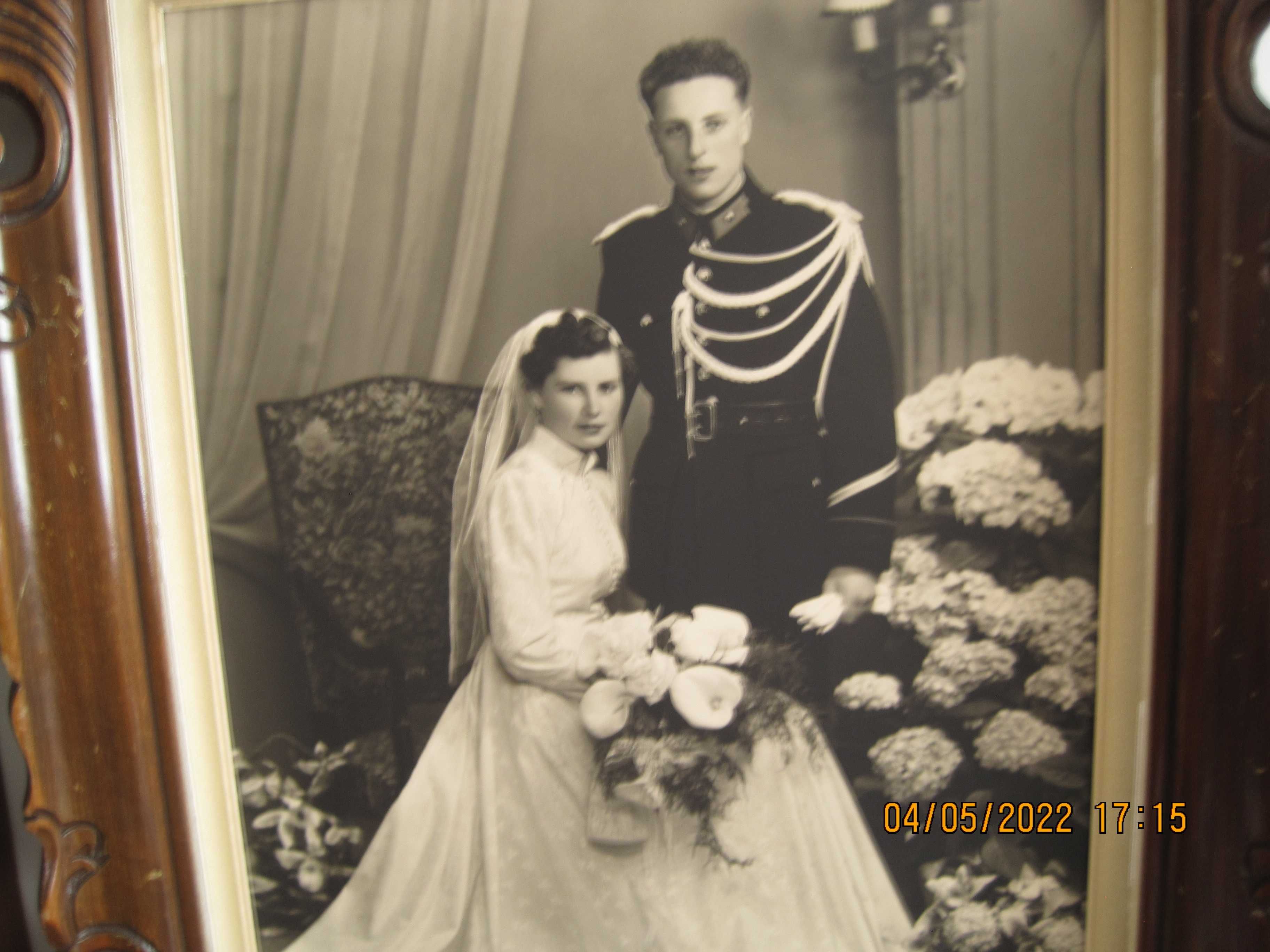 Стара, красива и огромна сватбена снимка на царски офицер