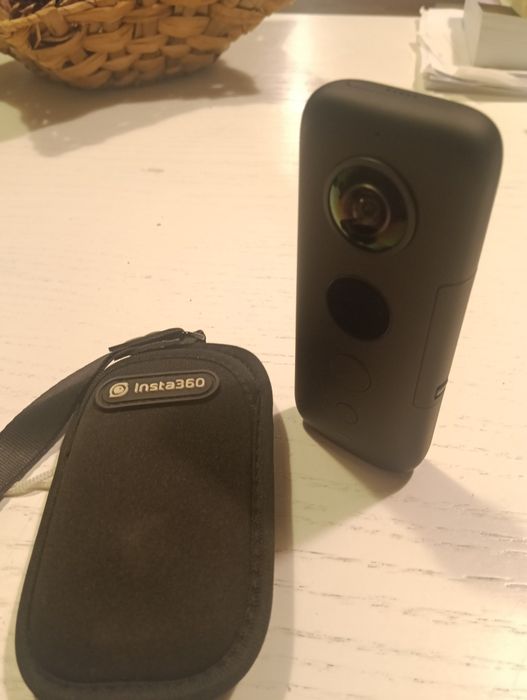 Camera sport 360° Insta 360 one x + accesorii