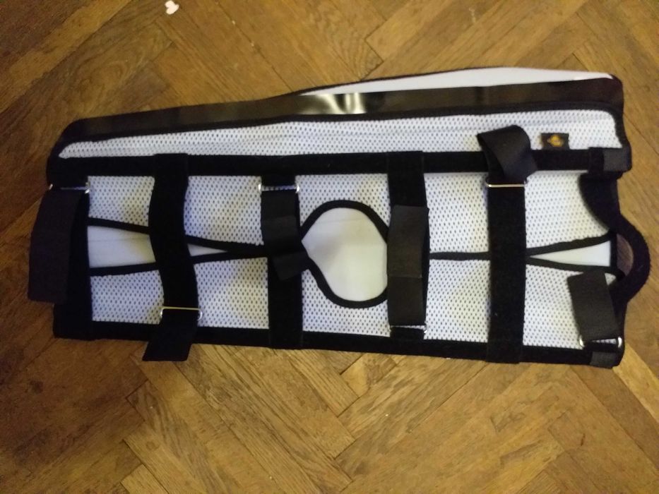 Orteza Imobilizare Genunchi Post-operatorie semi-mobilă ARMOR