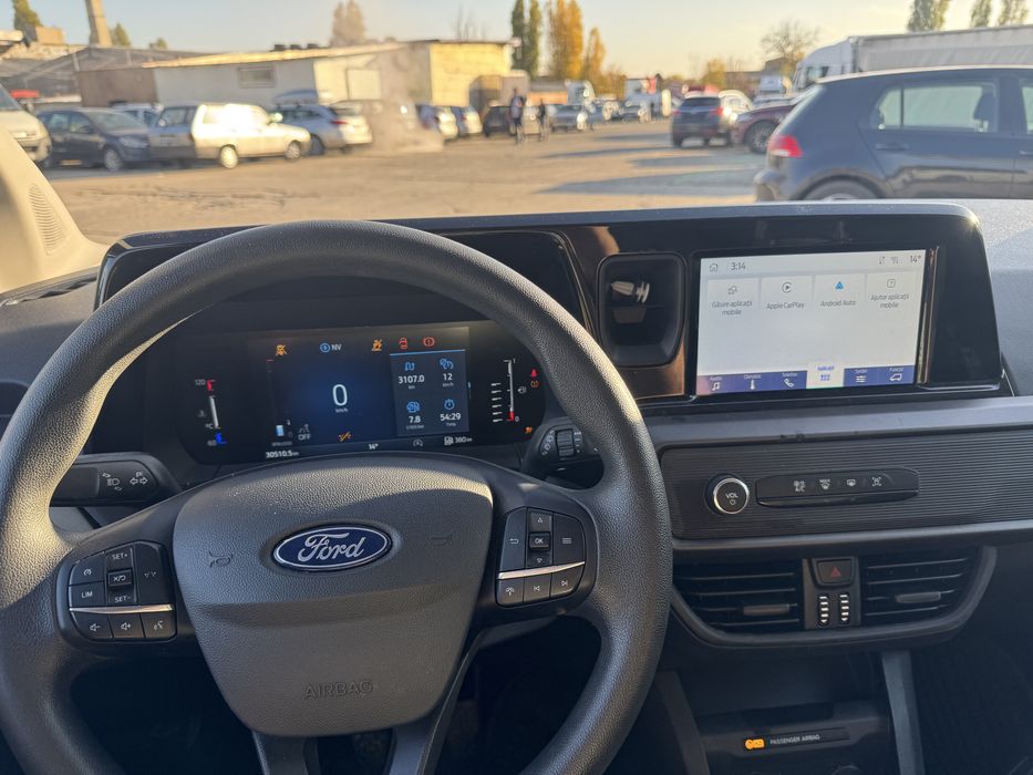 Vand Ford Transit Courier 2024 Avariat