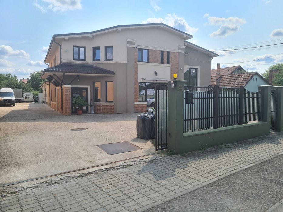 Clădire Modernă 663 mp, Pentru Școală, Grădiniță/Centru Educațional