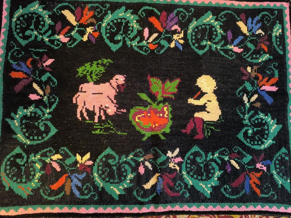 Covoraș tradițional lucrat manual