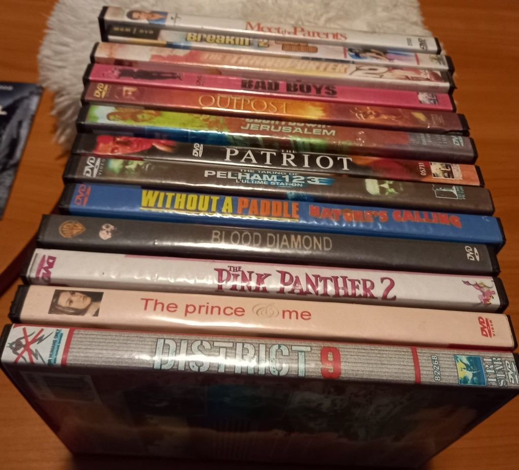 Dvd filme românești și străine, 80 bucăți