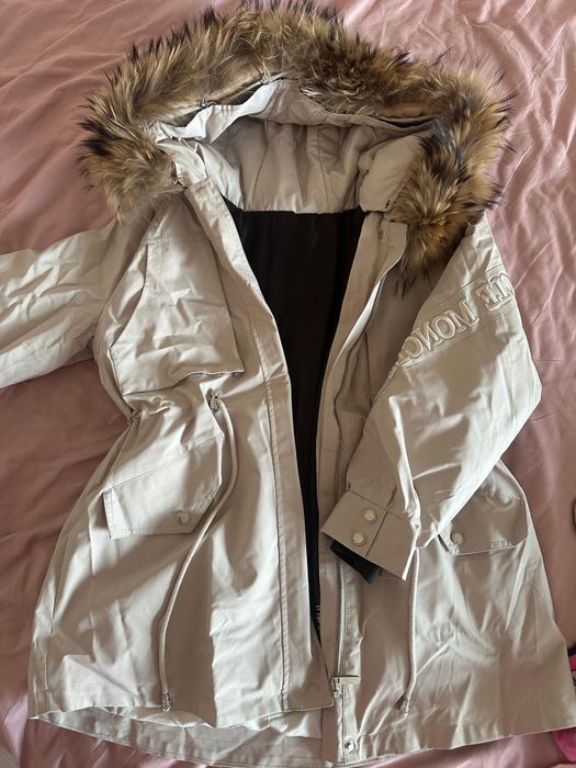 Продам Женскую парку 42-44