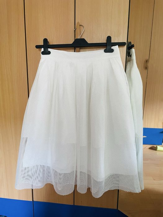 Fuste midi, Demira 100% lana, fusta alba plasa + esapdrile 37,5