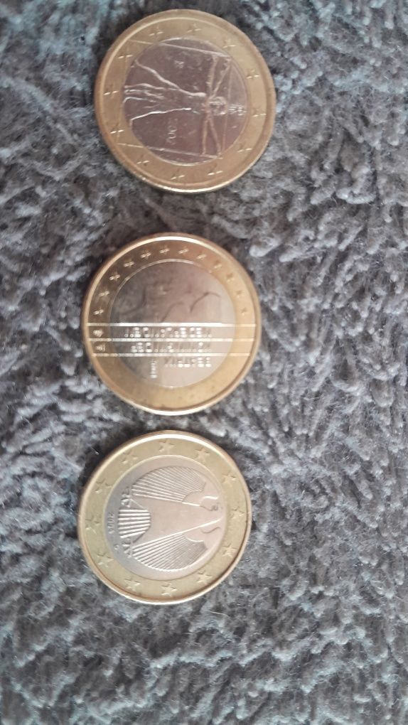 Vând 4 monede euro