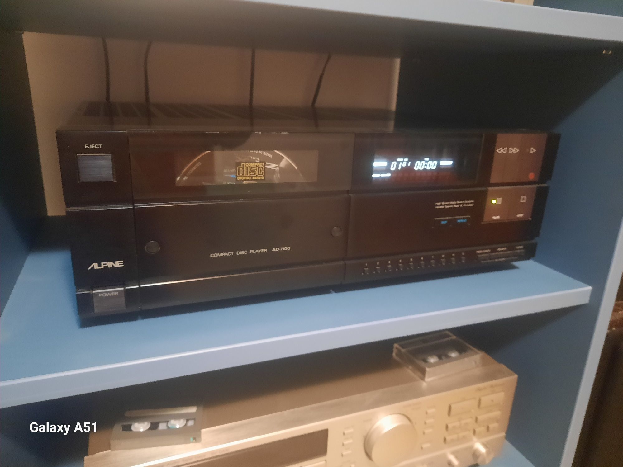 Alpine  CD  disc player   AD  7100