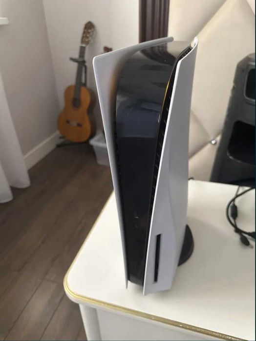 Приставка Sony PlayStation 5