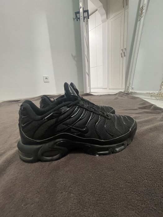 Vand nike tn impecabili